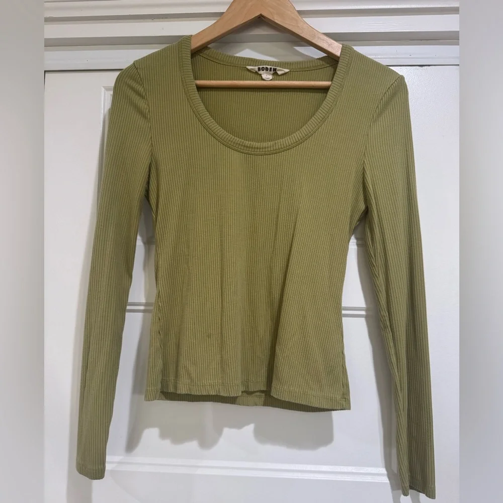 Boden Soft Ribbed Scoop Neck Top River Reed Green - Picture 2 of 7